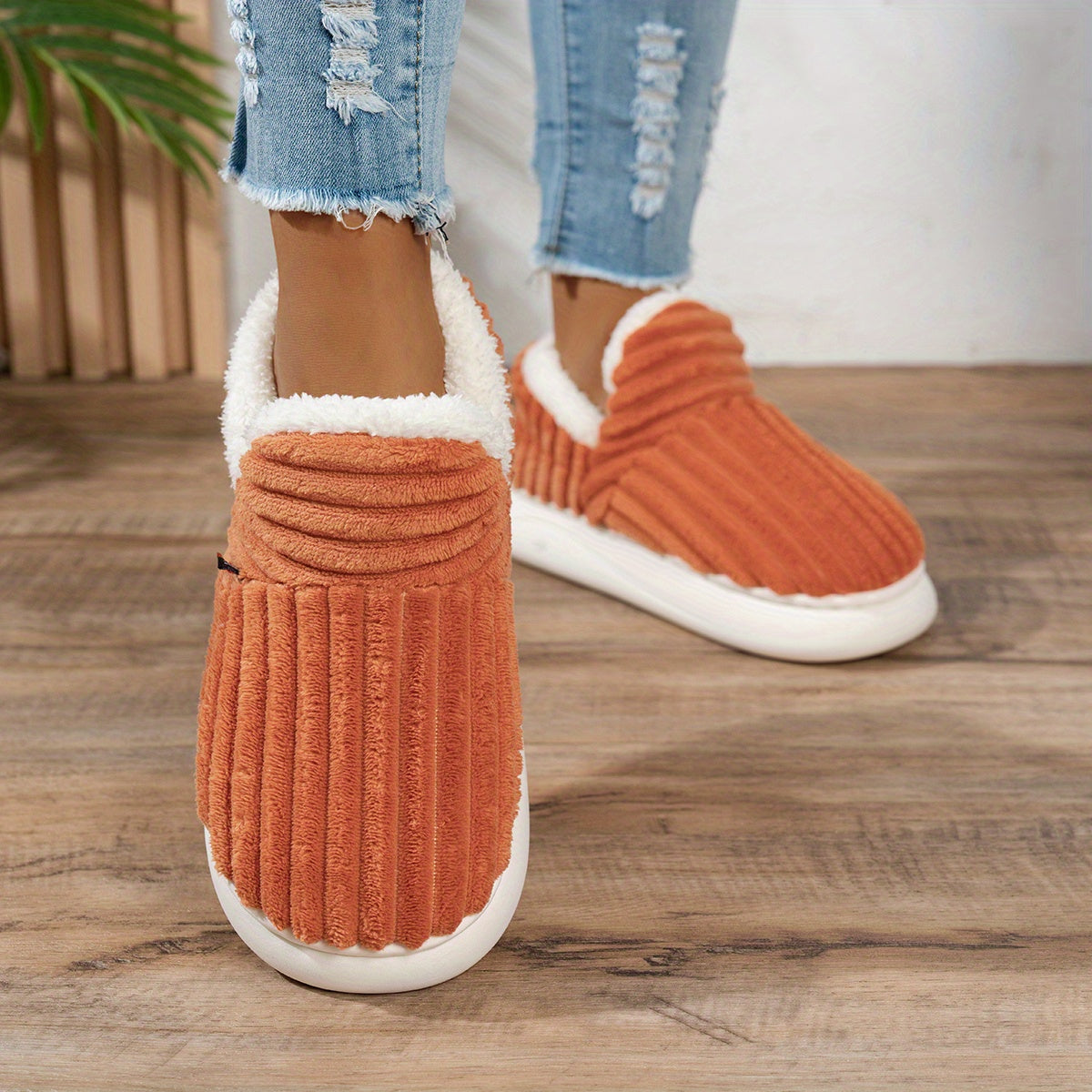Yves Paris | Chaussons en peluche