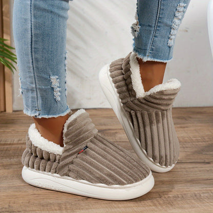 Yves Paris | Chaussons en peluche