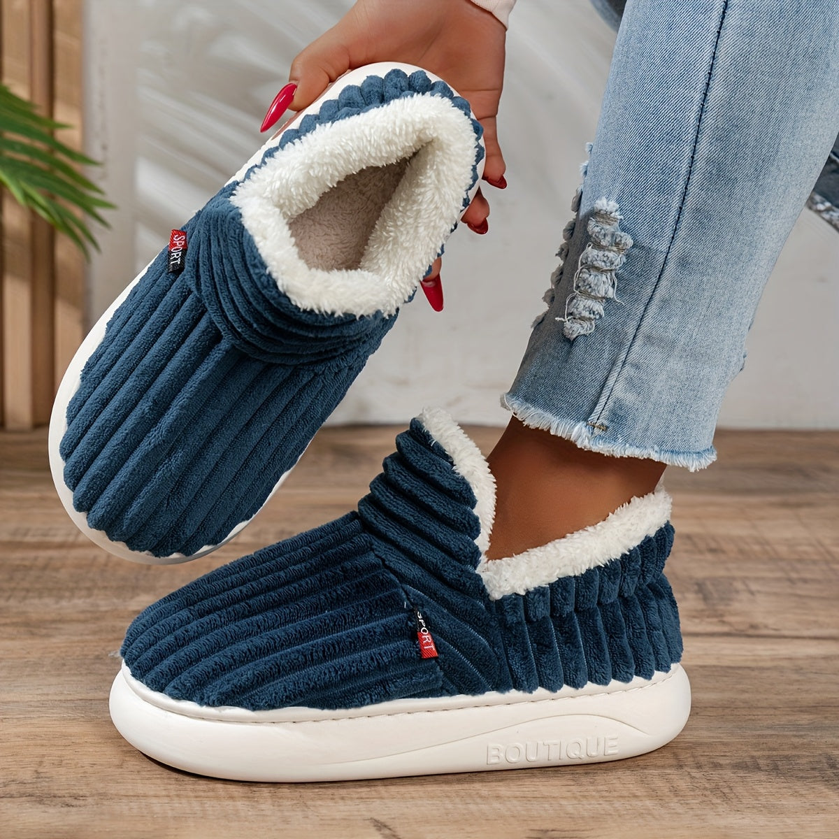 Yves Paris | Chaussons en peluche